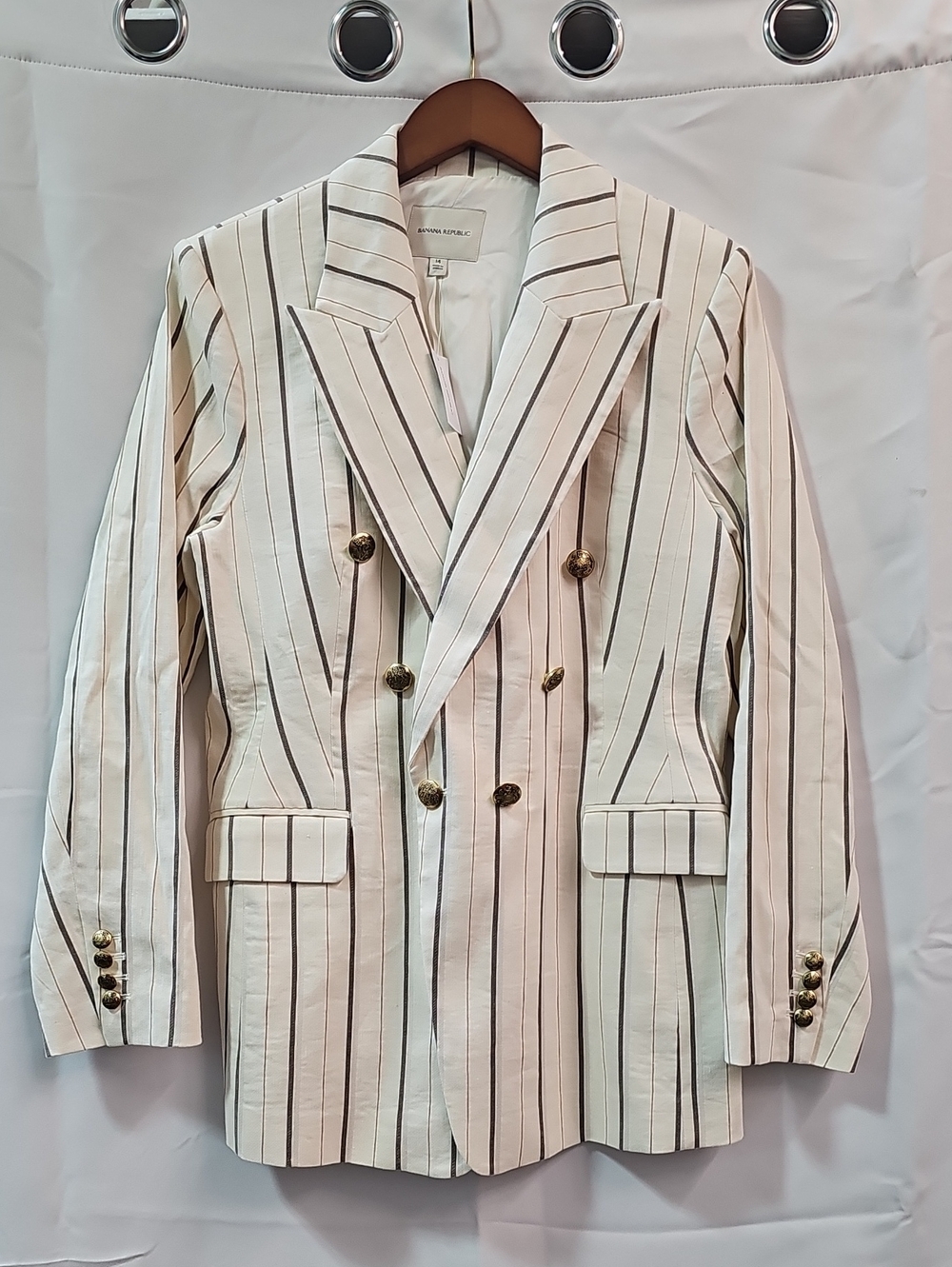 BANANA REPUBLIC STRIPED DBL BREASTED BLAZER BFPM-09-120